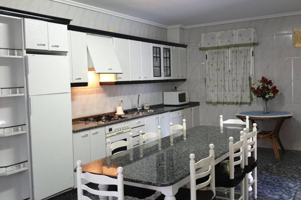Vila Casa Con Piscina Y Barbacoa Freixido Exteriér fotografie