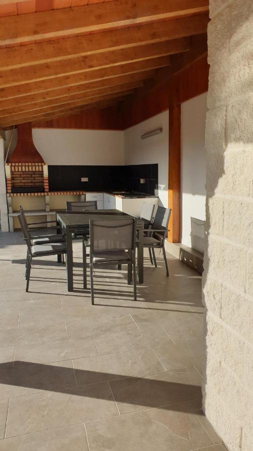 Vila Casa Con Piscina Y Barbacoa Freixido Exteriér fotografie