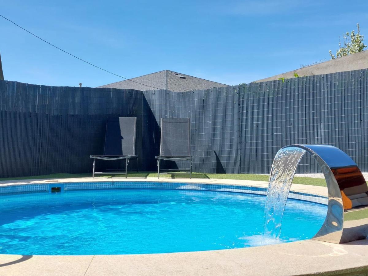 Vila Casa Con Piscina Y Barbacoa Freixido Exteriér fotografie