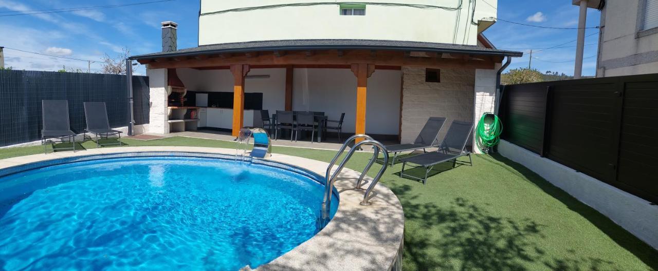 Vila Casa Con Piscina Y Barbacoa Freixido Exteriér fotografie